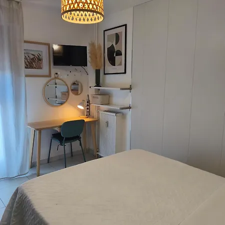 Apartmán T2 Climatise Proche Du Tramway Et Centre Commercial
