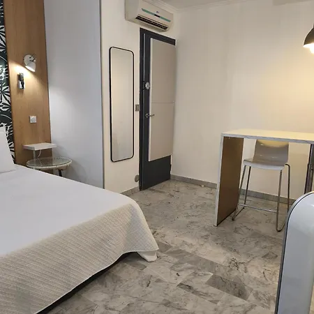 Apartmán T2 Climatise Proche Du Tramway Et Centre Commercial